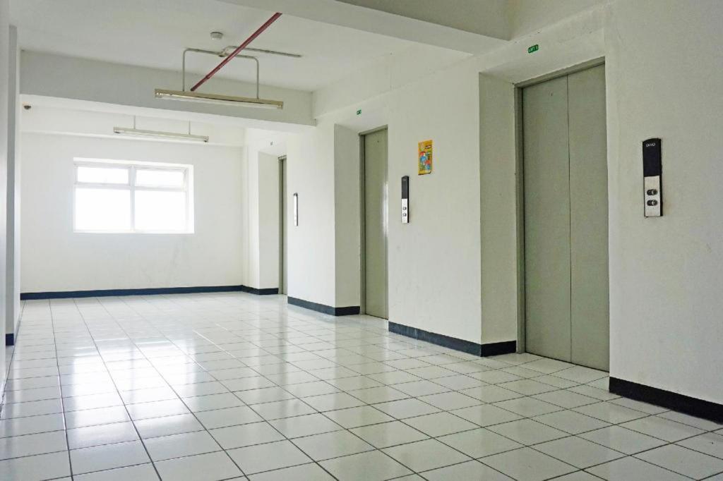Oyo 91593 San San Rooms Apartment Gunung Putri Square Gunungputri Dış mekan fotoğraf